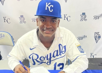 Ramcell Medina firmó por 1 millón de dólares con los Royals
