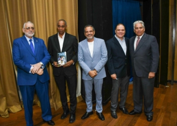 Comisionado Junior Noboa valora llegada de obra de Cabral y Guante