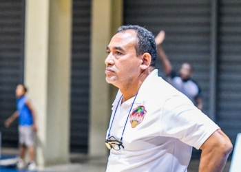 Loros Calientes de Santo Domingo Este ratifican a Santos Tolentino como su mánager para el 9.º Torneo Superior de la Provincia Santo Domingo