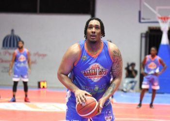 Caobas City logra su primer triunfo con destacada actuación de Anderson Mirambeaux