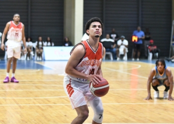 Luis Manuel López lidera triunfo de Caminantes de Los Alcarrizos sobre Los Trenes de Santo Domingo Norte (105-96)