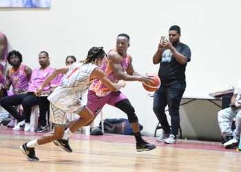 Club Calero supera a Los Mina y obtiene su primera victoria en el Torneo de Baloncesto Superior de la Provincia Santo Domingo