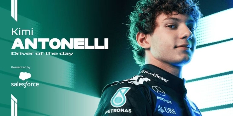 McLaren gana el GP de China con un 1 y 2 de sus pilotos