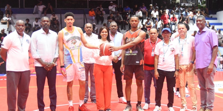 Los Trenes de Santo Domingo Norte vencen a Los Caminantes de Los Alcarrizos y toman ventaja en la final de ABASADO