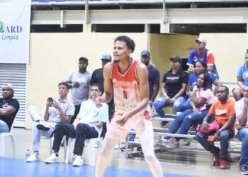 Caminantes de Los Alcarrizos vencen a Los Mina y toman ventaja en la semifinal “B” del Torneo ABASADO