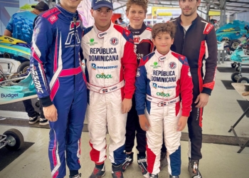 De izquierda a derecha, Axel Cabrera, Edder Herrera, Raymi Guzmán, Alonso González y Santiago Benito, la delegación que compite en Costa Rica