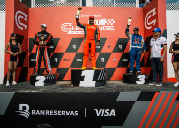 José Gabriel Liz y Christian Bonnet se reparten los honores en la Street Touring