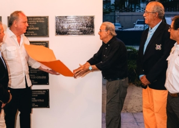 Equipo “Adbul Fishing” lidera primer día del Torneo Internacional de Pesca al Marlin Blanco en Cabeza de Toro