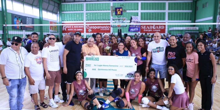 La Fuerza y ProGym se coronan campeones del Abierto de Voleibol Beato Miguel Cruz 2025
