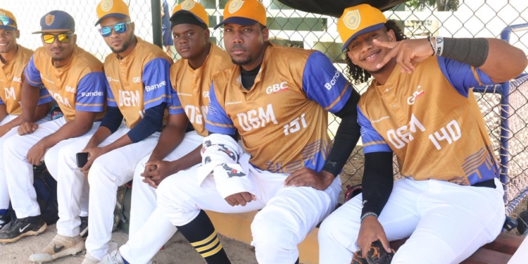 O&M consigue dos victorias en la Liga de Béisbol Universitario
