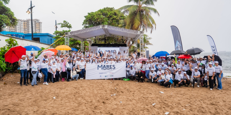 Más de 40 instituciones se unen en jornada para limpiar playa Güibia y promover cultura de reciclaje