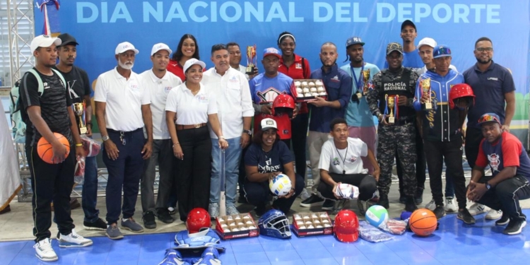 La DCNB respalda con utilerías realización Campamento Deportivo Alcaldía de DN