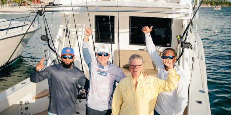Equipo “Los Sabaleros” domina torneo de pesca al Marlin Blanco